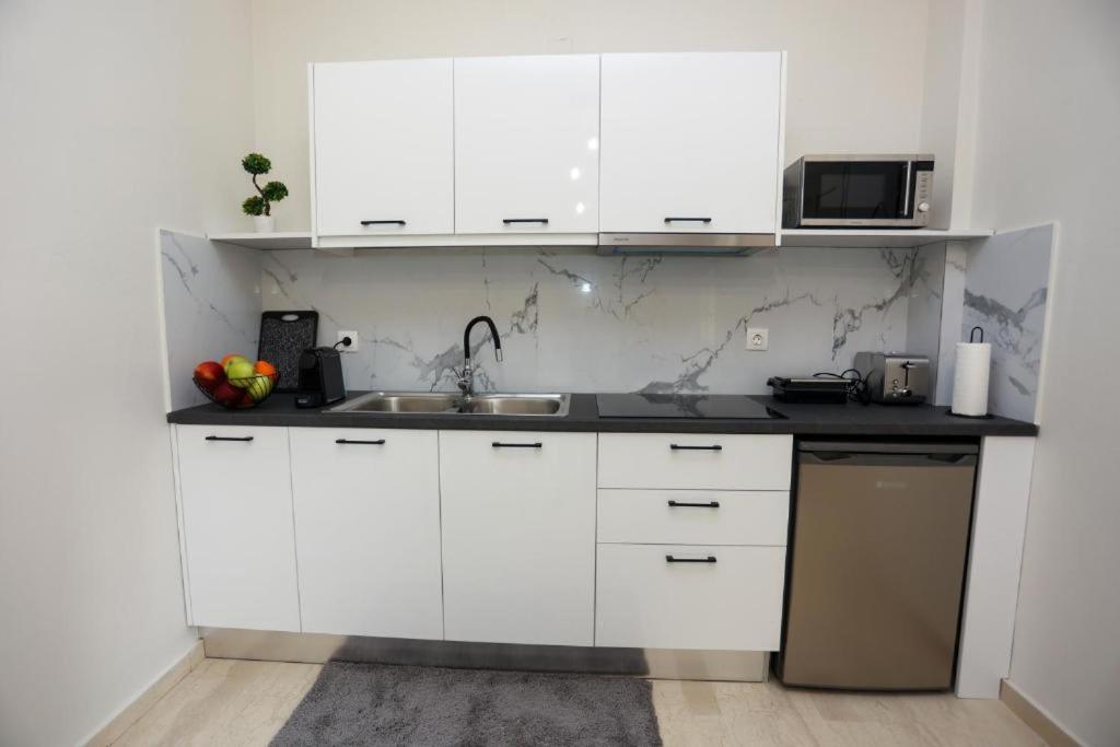 Kouros Apartments Litheres Экстерьер фото